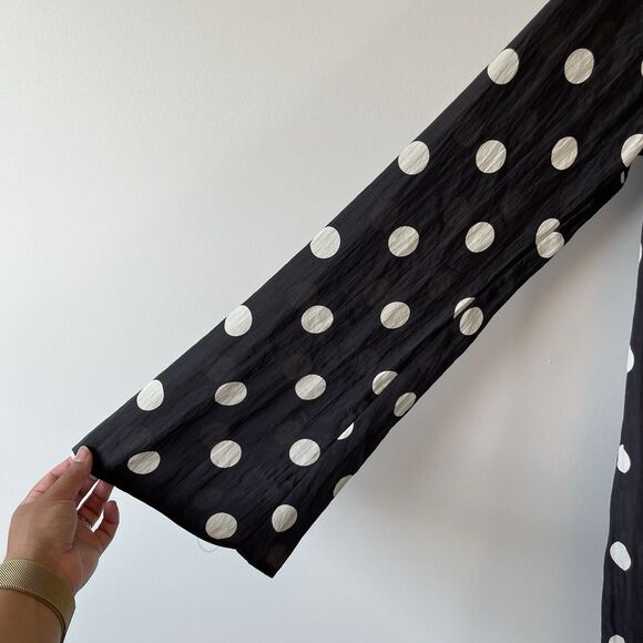 H&M Crinkled Polka Dot Mini Dress Black and White Retro Chic Size Medium NWT’s - Picture 9 of 9